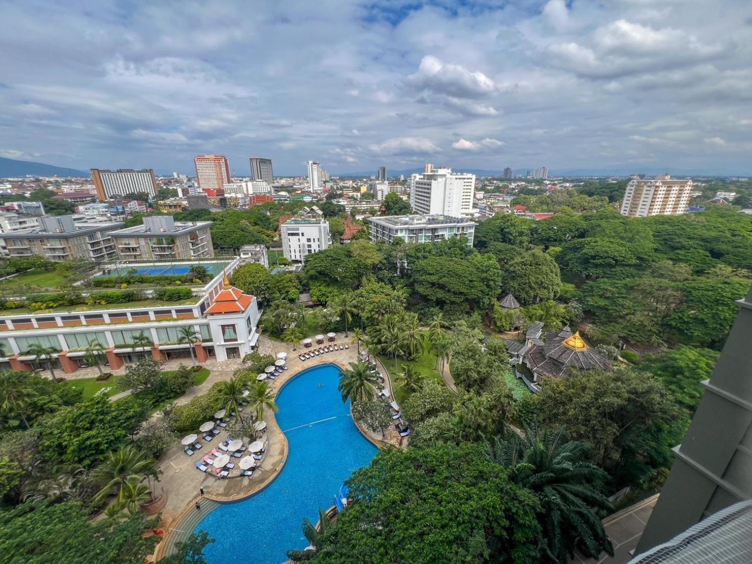 The Astra Luxury Condo In Town Чиангмай Экстерьер фото